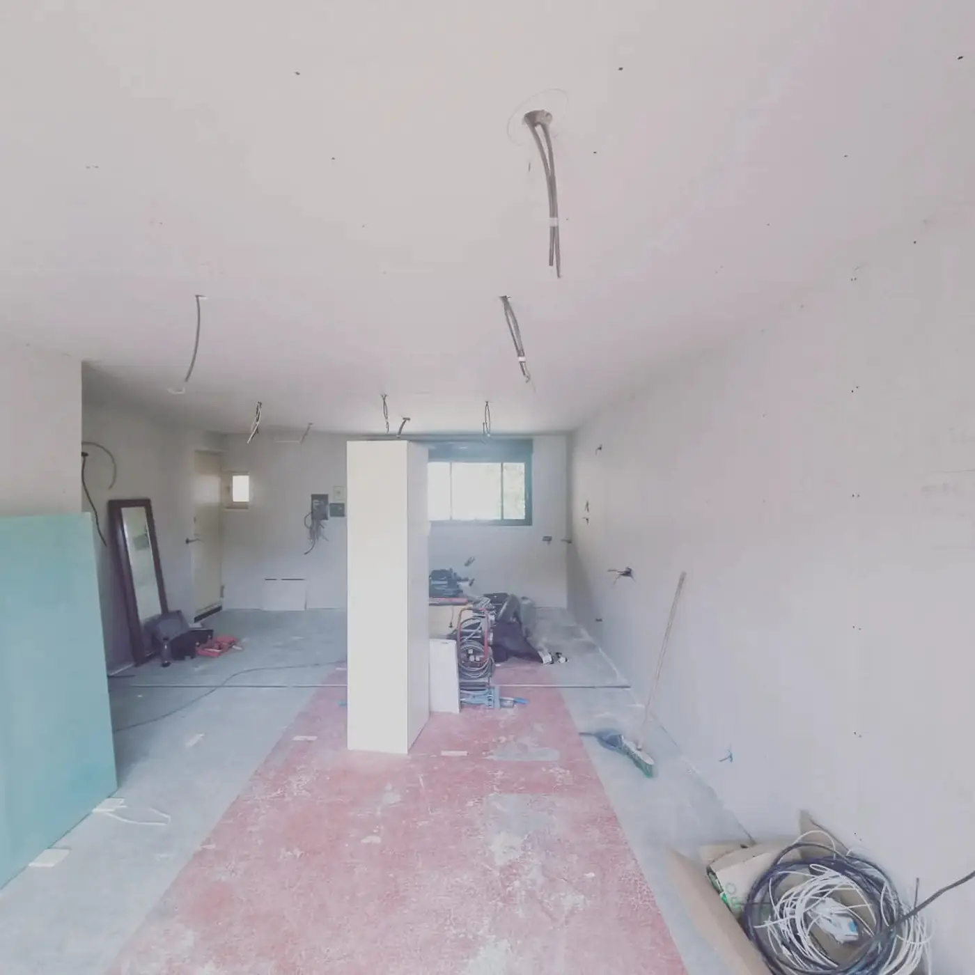 Chantier de la cuisine avant les finitions à Sorède